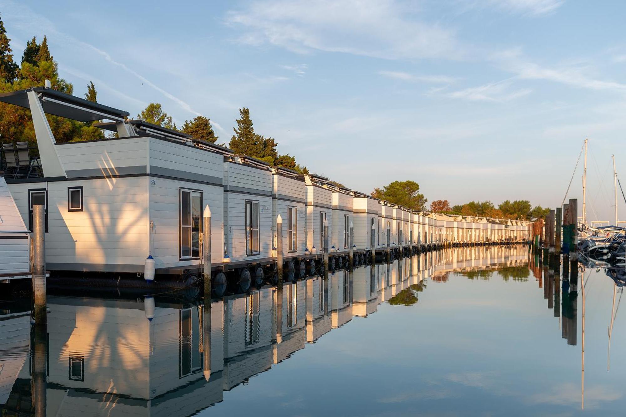 Apartament Floating Sea House Shark 3 Portorož Zewnętrze zdjęcie