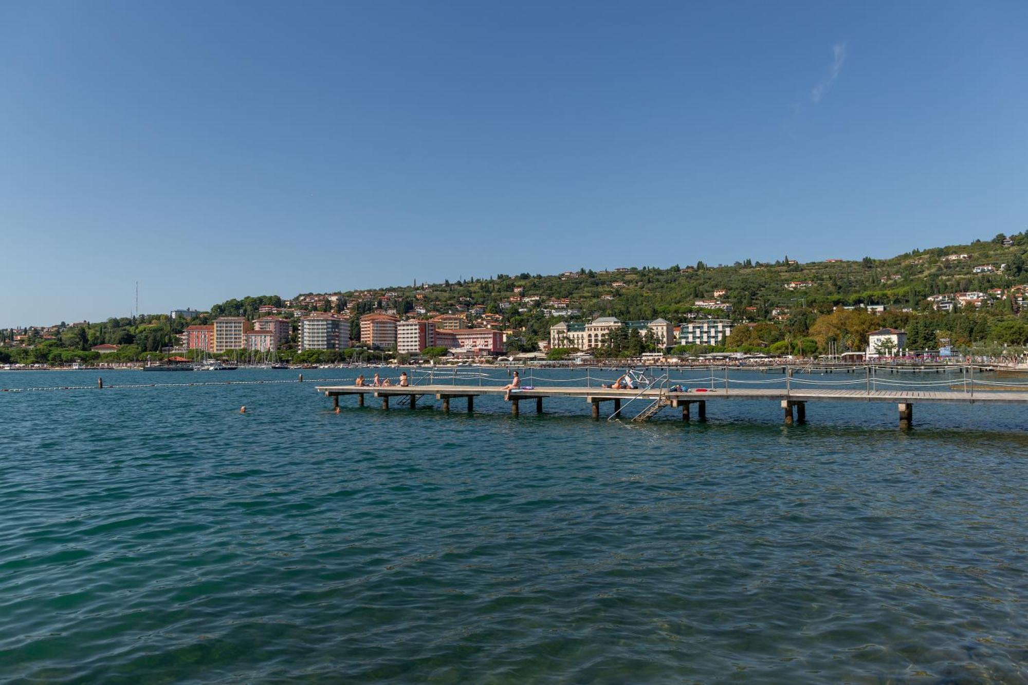 Apartament Floating Sea House Shark 3 Portorož Zewnętrze zdjęcie