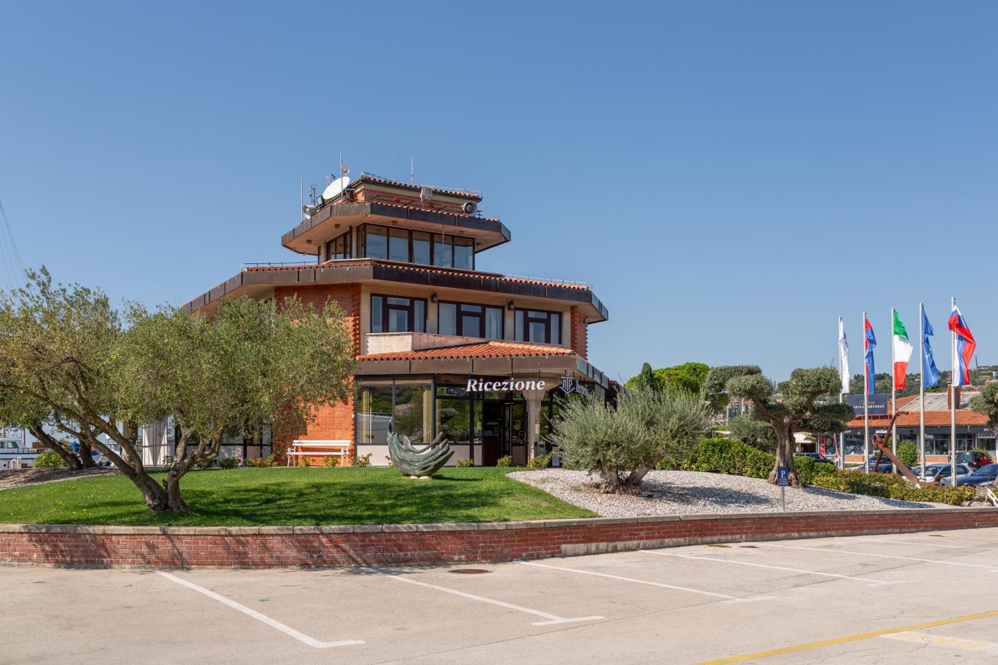 Apartament Floating Sea House Shark 3 Portorož Zewnętrze zdjęcie