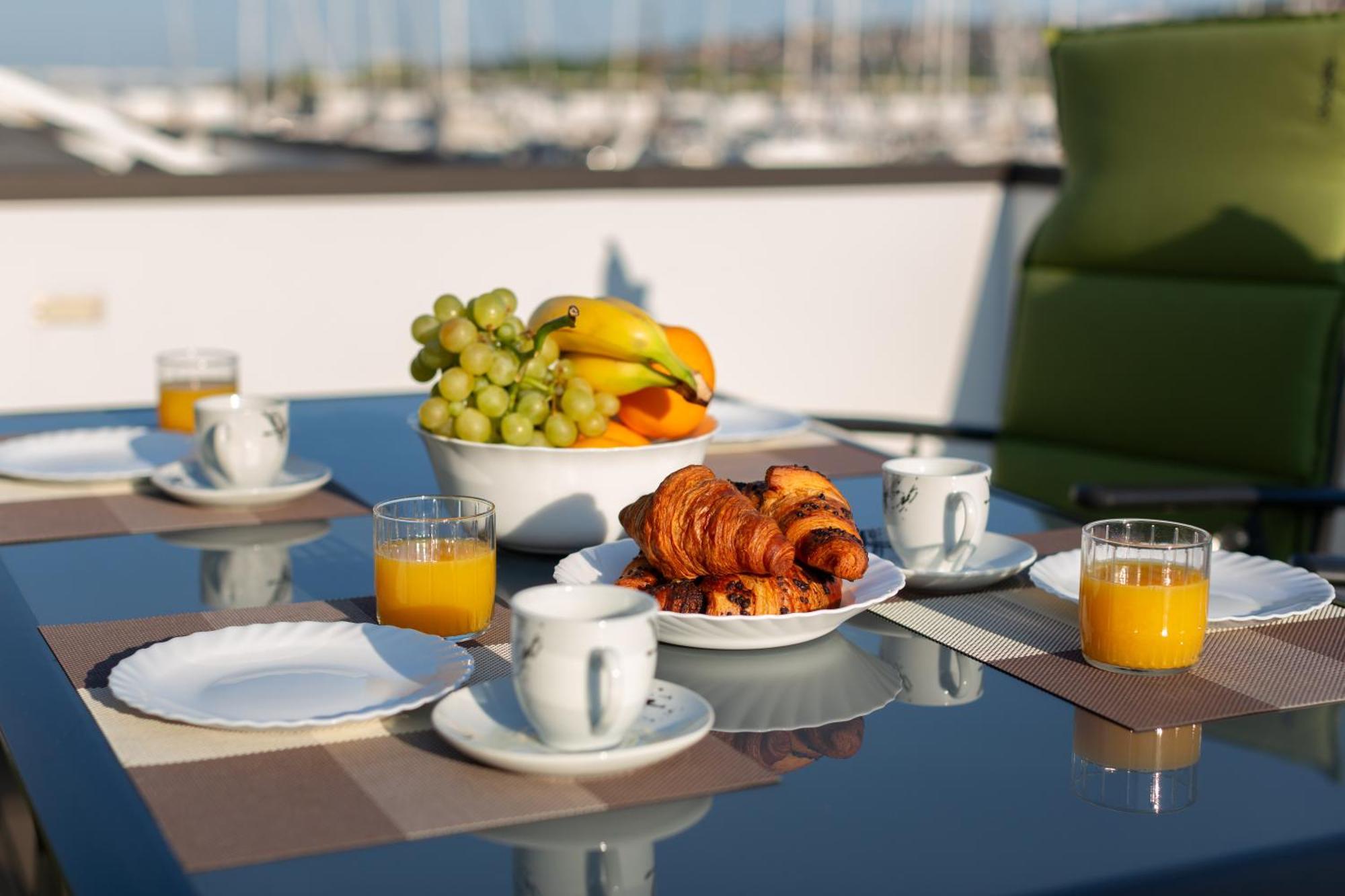 Apartament Floating Sea House Shark 3 Portorož Zewnętrze zdjęcie