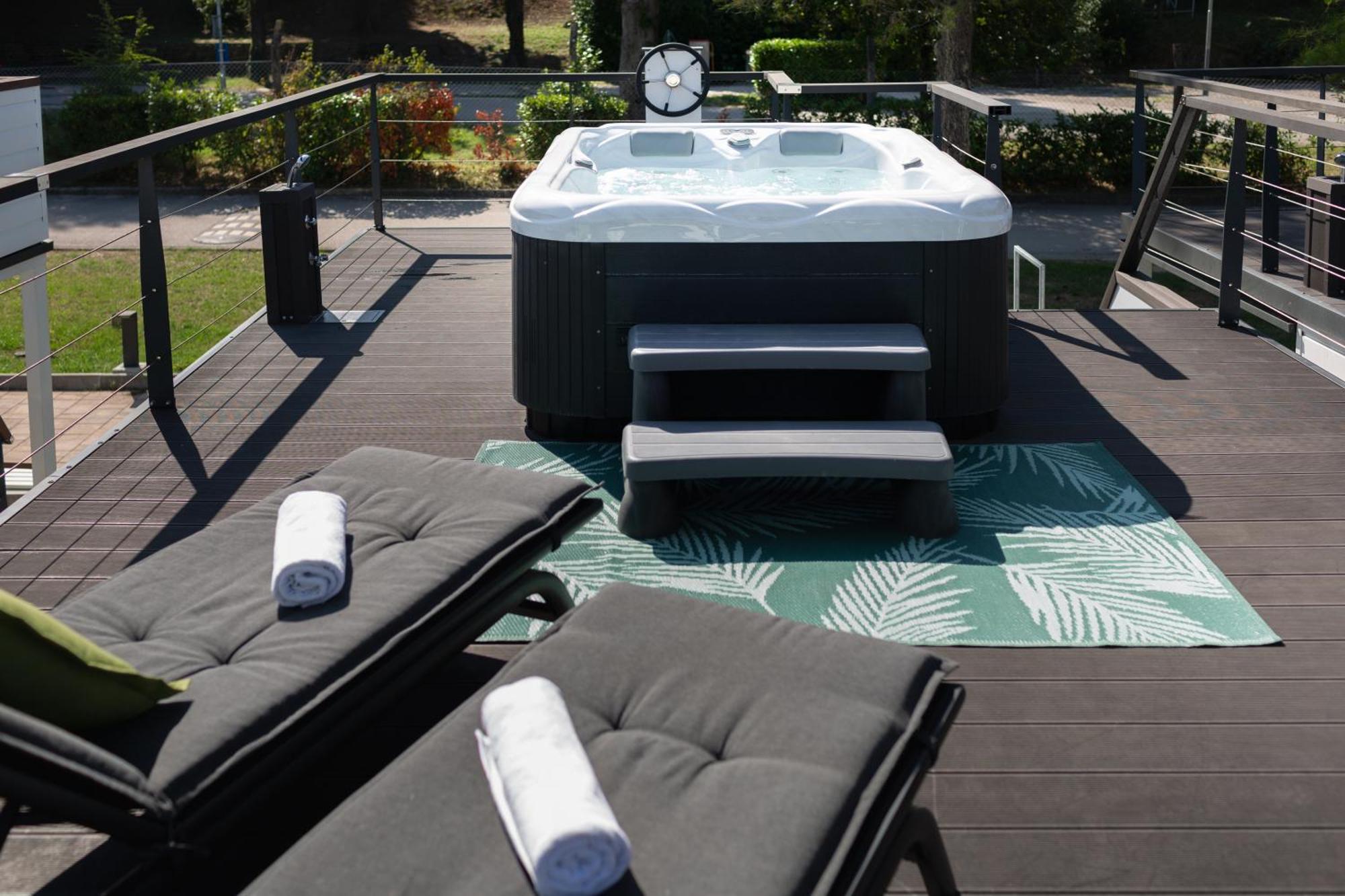 Apartament Floating Sea House Shark 3 Portorož Zewnętrze zdjęcie